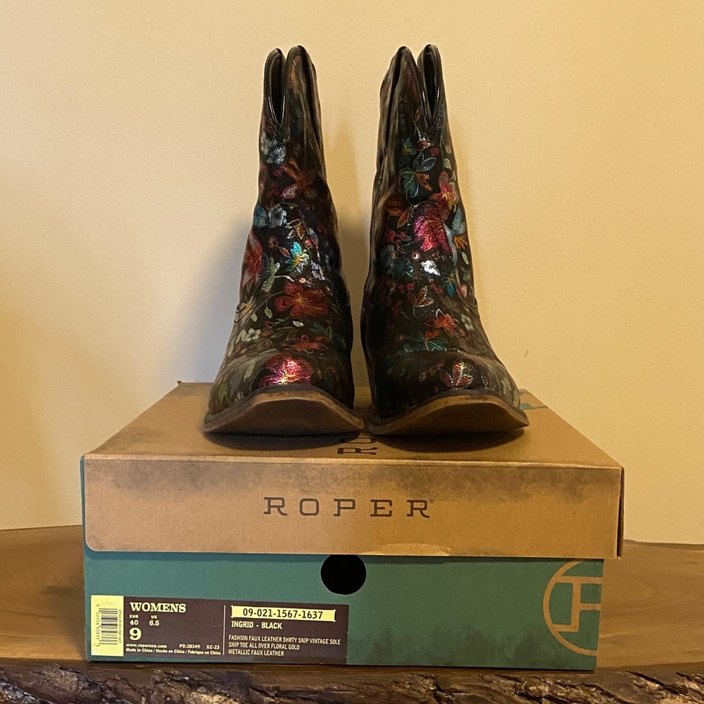 Roper Black Floral Embroidered Ankle Boots - Picture 6 of 6